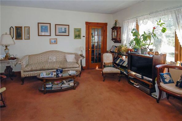 Farmstead B&B: 999 Goodwin Rd, Eliot, ME 03903